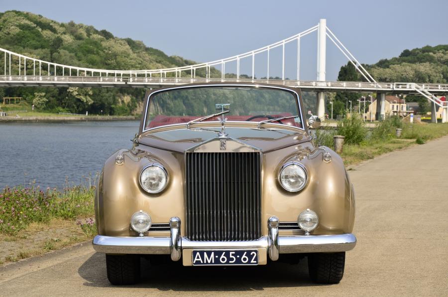  Rolls-Royce Silver Cloud II Drophead Coupe 1962 года  (фото 11 из 28)